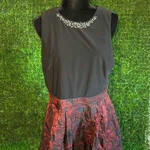 SLNY Black and red flowers dress